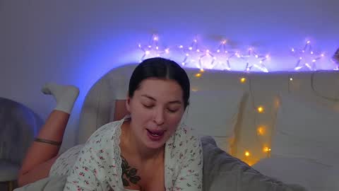 AlexandraBloom online show from December 30, 4:53 am