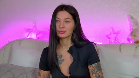 AlexandraBloom online show from December 22, 6:48 pm