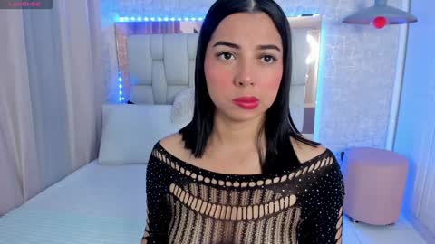 Alexandra Miller online show from January 30, 10:50 am