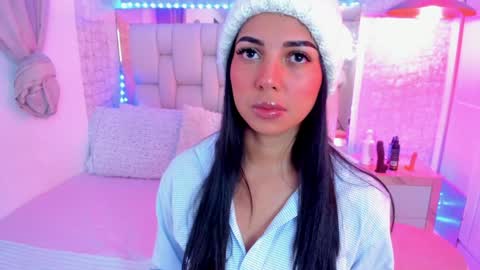 Alexandra Miller online show from December 20, 10:49 am