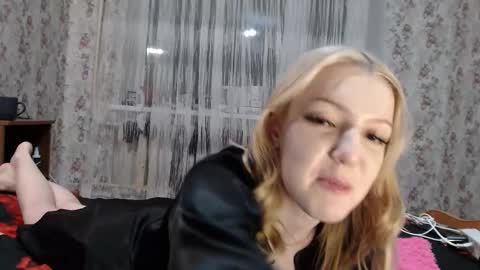 AlexandraXKitty online show from March 24, 12:16 am