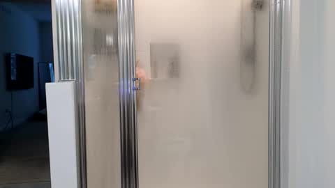 Alexi online show from January 10, 2:23 pm