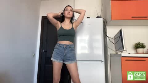 Emila online show from April 23, 12:29 pm