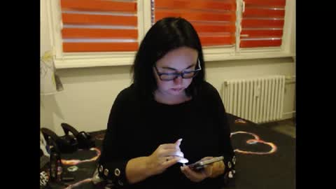 Snapshot of alexie33 chatting on October 20, 3:15 pm alexie33 online show from October 20, 3:15 pm