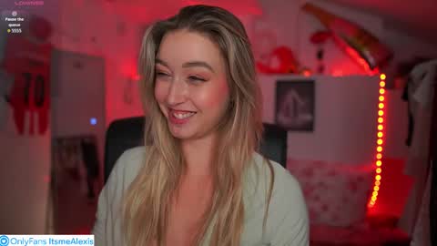 Snapshot of alexis___texas chatting on September 19, 6:18 pm Alexis Texas online show from September 19, 6:18 pm