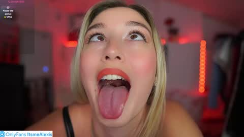 Snapshot of alexis___texas chatting on October 7, 1:15 pm Alexis Texas online show from October 7, 1:15 pm