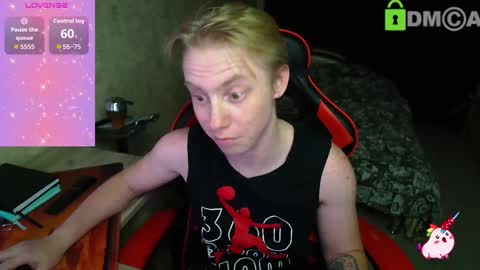 Snapshot of alexis_gordon chatting on September 22, 9:46 pm Alexis online show from September 22, 9:46 pm