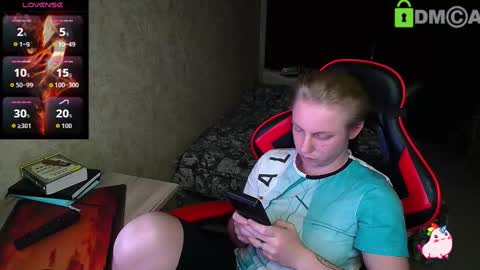 Snapshot of alexis_gordon chatting on October 1, 9:20 pm Alexis online show from October 1, 9:20 pm