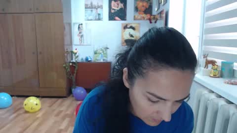 AlexisMillers online show from October 28, 8:31 am