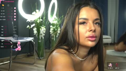 alexxiskye online show from December 7, 6:21 am