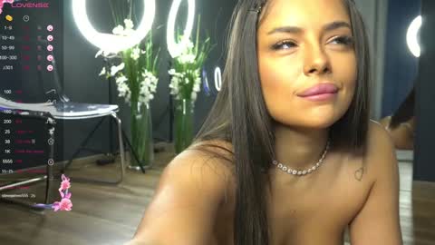 alexxiskye online show from December 13, 6:42 am