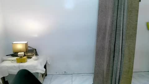 Snapshot of aleysia69 chatting on September 29, 9:58 am MARIE online show from September 29, 9:58 am