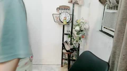 Snapshot of aleysia69 chatting on October 24, 7:26 am MARIE online show from October 24, 7:26 am