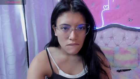 Snapshot of alfresii_rivera chatting on February 7, 2:04 pm Carolina Join The Fan Club online show from February 7, 2:04 pm
