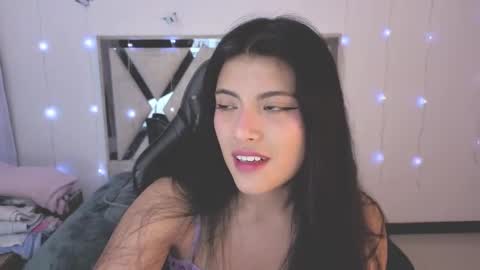 Carolina Join The Fan Club  online show from November 20, 1:17 am