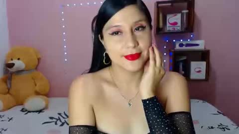 Snapshot of ali_squirt chatting on September 20, 11:03 pm alixia online show from September 20, 11:03 pm