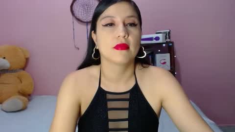 alixia online show from December 6, 11:22 am