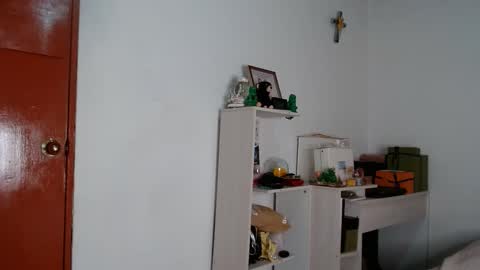 Snapshot of alia054 chatting on September 26, 3:42 pm Alia  online show from September 26, 3:42 pm