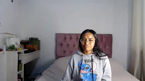 Snapshot of alia054 chatting on September 23, 1:42 pm Alia  online show from September 23, 1:42 pm