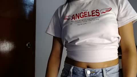 Snapshot of alia054 chatting on September 24, 1:43 pm Alia  online show from September 24, 1:43 pm