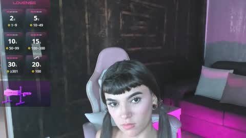 alice online show from December 19, 6:44 pm