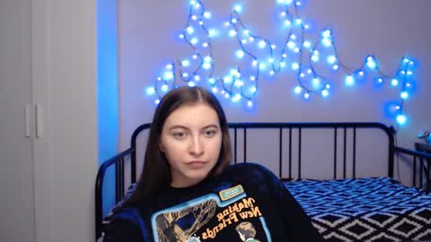Alice online show from December 4, 7:23 pm