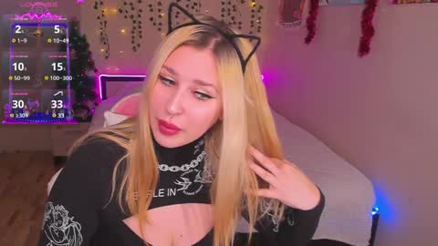 Snapshot of alice___miss chatting on December 20, 8:55 pm Alice Miss online show from December 20, 8:55 pm