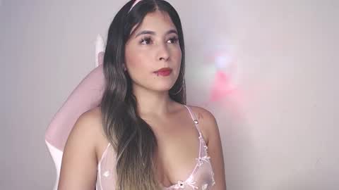 Snapshot of alice_cespedes chatting on October 21, 10:14 pm alice_cespedes online show from October 21, 10:14 pm