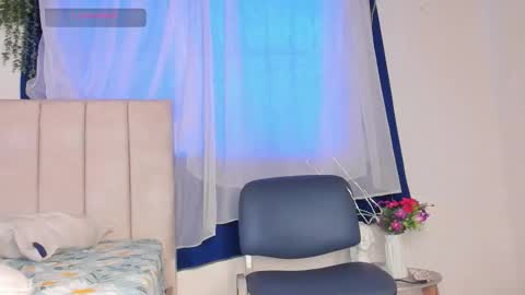 ALICE    Alice guzman online show from October 14, 4:20 pm