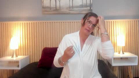 Alice online show from October 23, 2:01 pm