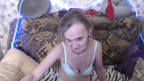 alice longstocking online show from February 5, 8:56 pm