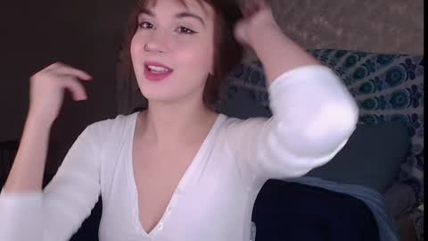 Snapshot of alice_love_fuck chatting on January 26, 11:17 am Alice love fuck online show from January 26, 11:17 am