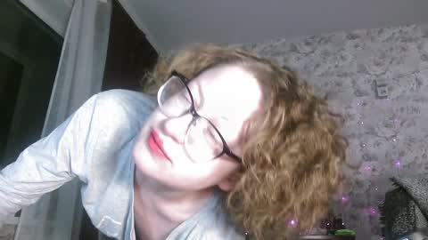 Snapshot of alice_peach chatting on January 30, 4:34 pm bigclit daddy squirt bigdildo fit online show from January 30, 4:34 pm