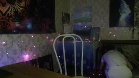 Snapshot of alice_peach chatting on October 21, 9:57 am bigclit daddy squirt bigdildo fit online show from October 21, 9:57 am