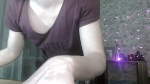 Snapshot of alice_peach chatting on January 25, 7:38 pm bigclit daddy squirt bigdildo fit online show from January 25, 7:38 pm