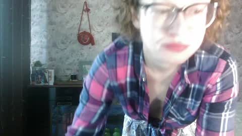 Snapshot of alice_peach chatting on January 9, 10:20 am bigclit daddy squirt bigdildo fit online show from January 9, 10:20 am