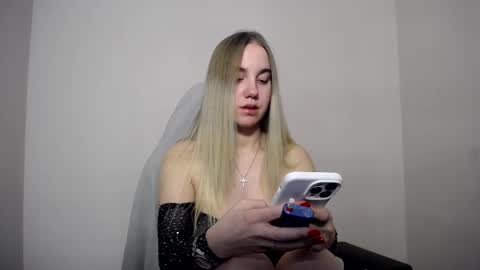 Alice online show from November 25, 2:47 am