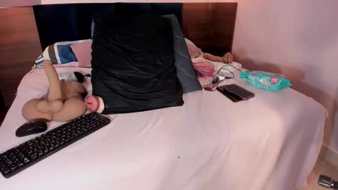 alice_simpson1 online show from January 15, 11:53 am