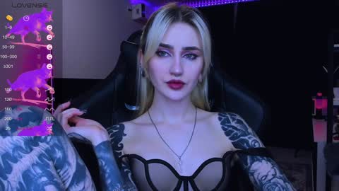 Alice online show from January 14, 5:45 pm