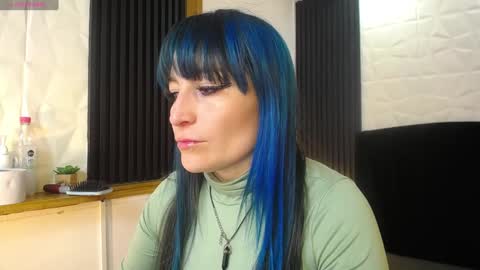 Alice online show from December 13, 7:21 pm