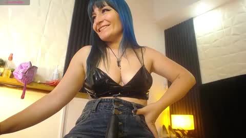 Alice online show from December 20, 5:40 pm