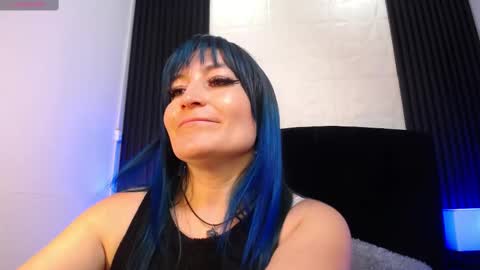 Snapshot of alice_sweetmomma chatting on October 8, 7:18 pm Alice online show from October 8, 7:18 pm