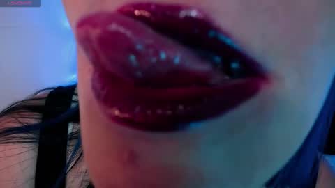 Snapshot of alice_sweetmomma chatting on October 23, 8:04 pm Alice online show from October 23, 8:04 pm