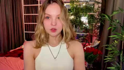 Snapshot of alice_tucci chatting on March 11, 9:04 pm Alice  online show from March 11, 9:04 pm