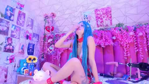     online show from December 4, 7:58 pm