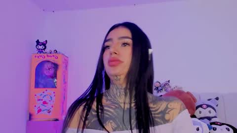 Alice  online show from October 6, 7:07 pm