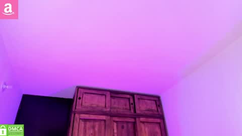 Aliceee  ..   97YP9VWGZHrefnav wishlist lists 1 online show from April 28, 7:18 pm