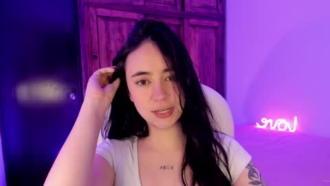 Aliceee  ..   97YP9VWGZHrefnav wishlist lists 1 online show from December 10, 9:00 pm