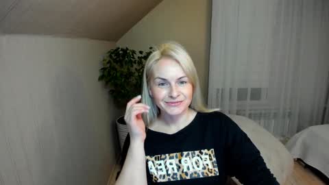 Alicee online show from January 3, 6:03 pm