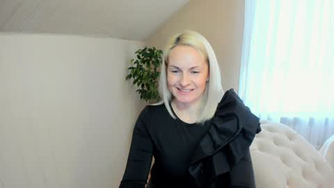 Alicee online show from December 24, 10:22 am